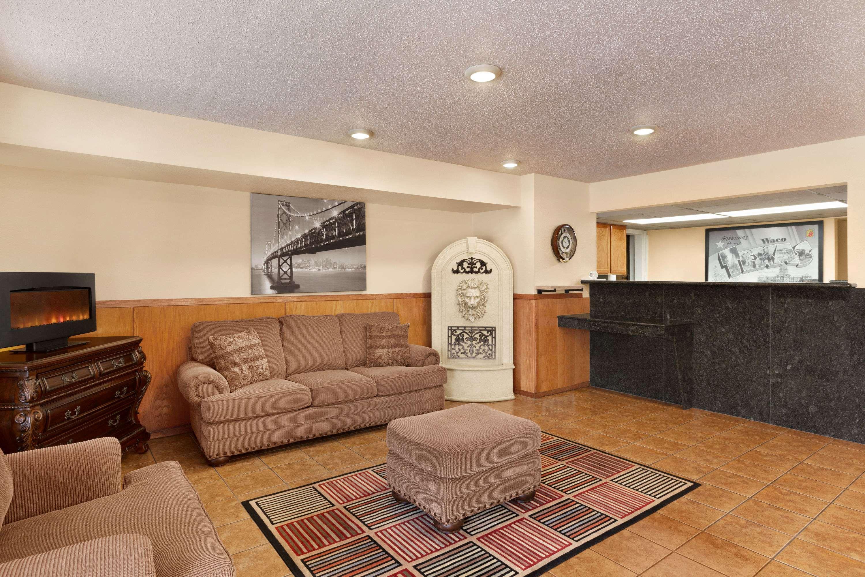 Super 8 By Wyndham Waco University Area Luaran gambar